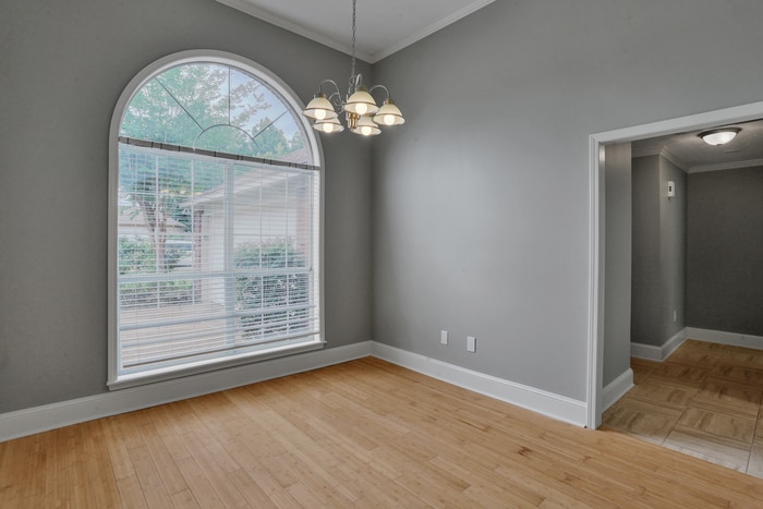 Building Photo - 170 Oak Grove Dr