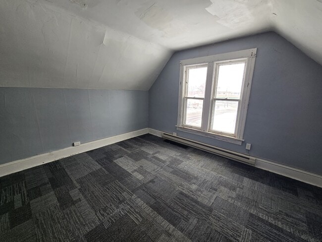 Building Photo - 102 South St