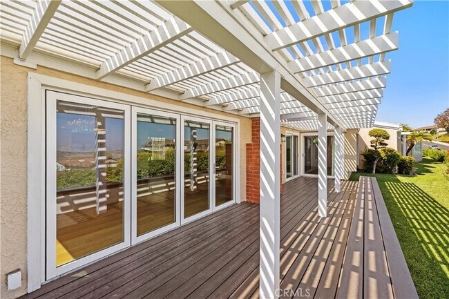 Building Photo - 31222 Palma Dr
