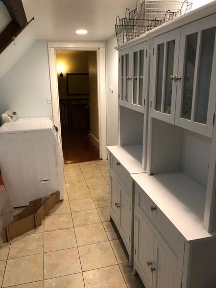 Kitchen - 40 Walpole St