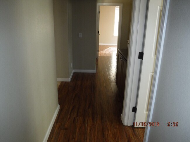 Building Photo - 1127 Manchester Way