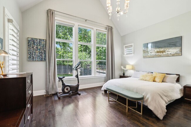 Building Photo - Welcome to this beautifully designed 4-bed...