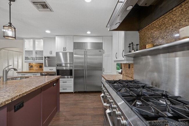 Building Photo - 92 Squire Dr