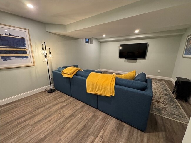 Building Photo - 25 Franklin Rd