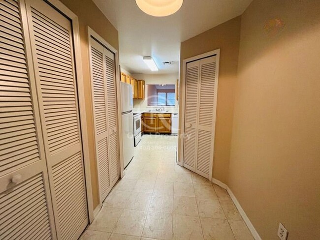 Building Photo - Fantastic 2/2 Condo in Orlando ****Availab...