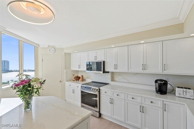 Building Photo - 5555 Heron Point Dr