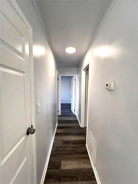 Building Photo - 301 Winding Ln