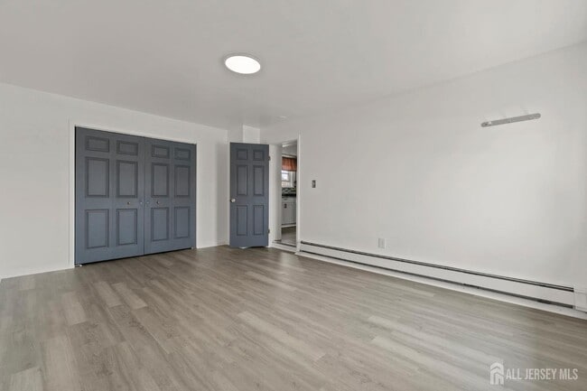 Building Photo - 23 Leick Ave