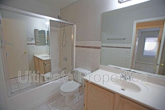 Building Photo - 7816 W Ocotillo Rd
