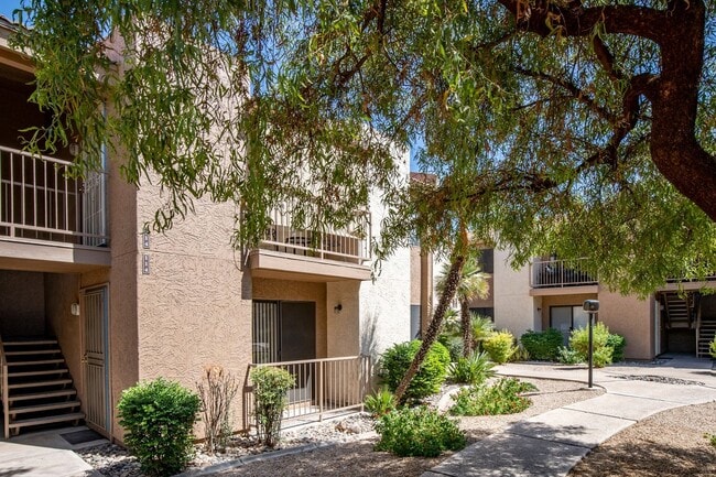 Building Photo - READY TO VIEW NOW! Spacious 1 Bed 1 Bath C...