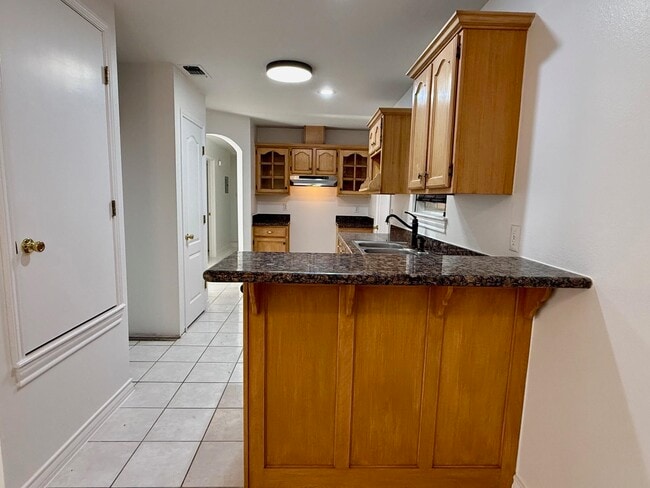 Building Photo - 12613 River Bend Cir