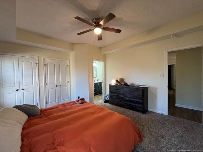 Building Photo - 323 Tokay Dr