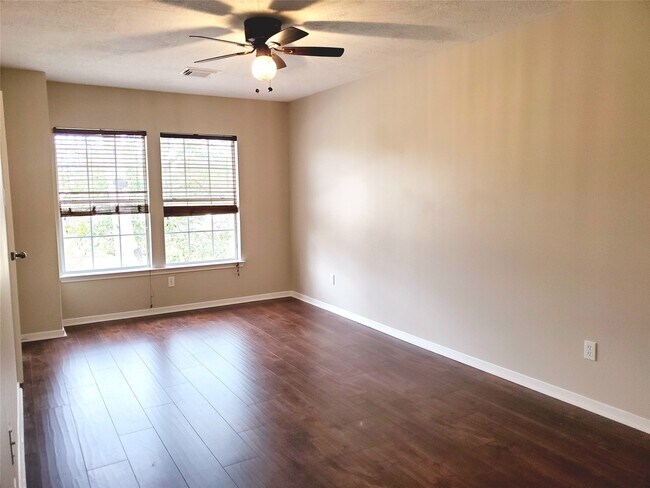 Building Photo - 18819 Knobby Oaks Pl