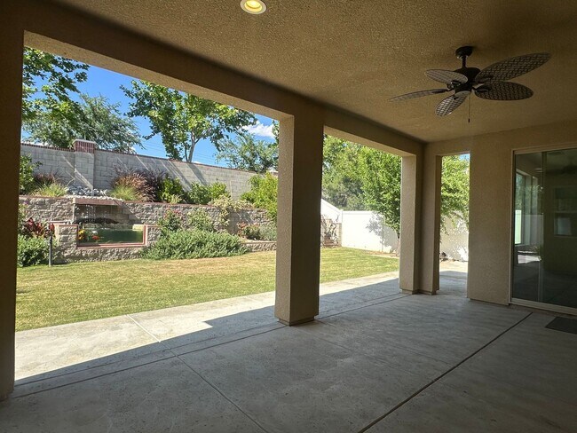 Building Photo - Seven Oaks Highgate Gated Community - READ...