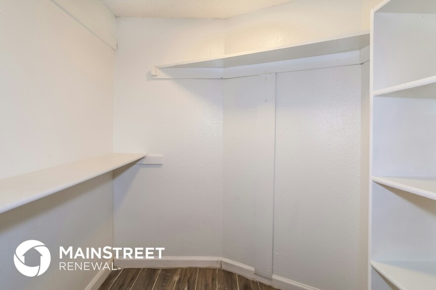 Building Photo - 1429 Homestead Ln