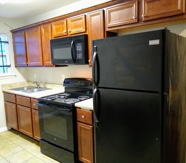 Building Photo - Parsons Pointe