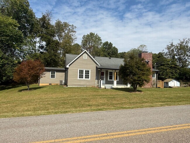 Building Photo - 1414 Muddy Creek Rd