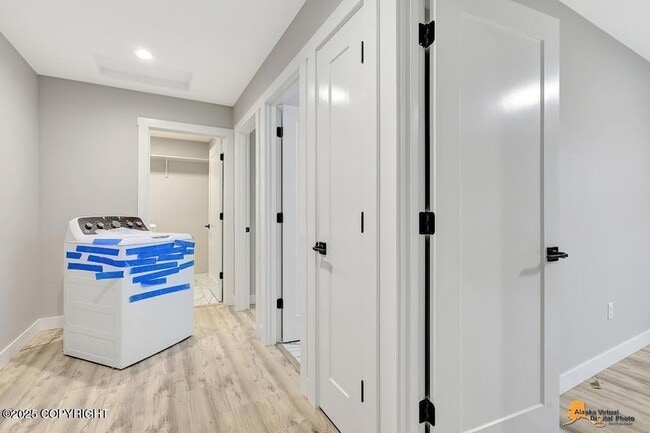 Building Photo - 623 Rita Cir