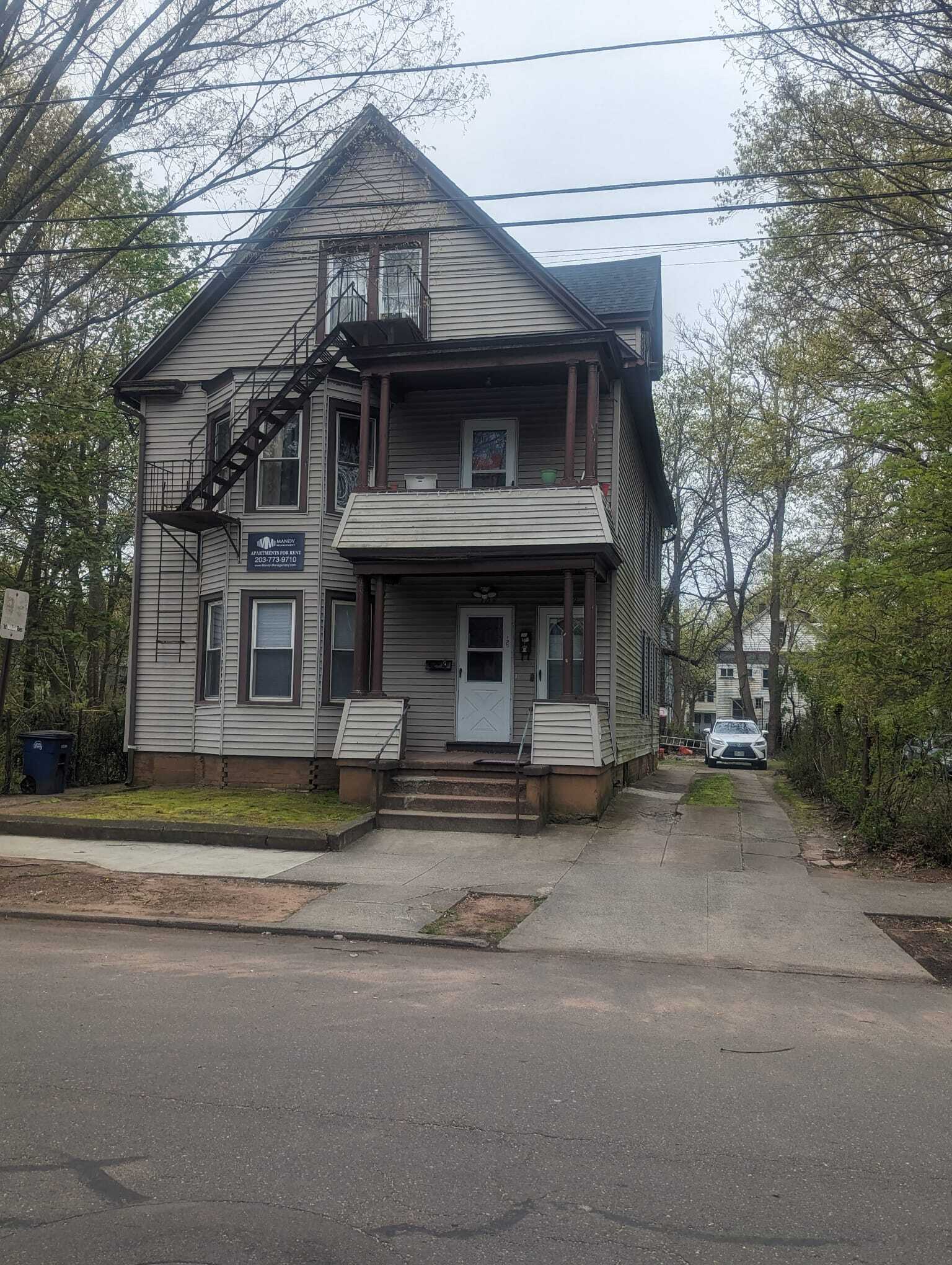 Building Photo - 108 Shepard St