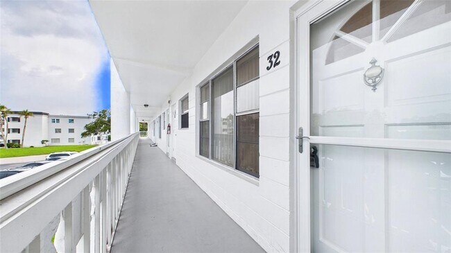 Building Photo - 2454 Australia Way E