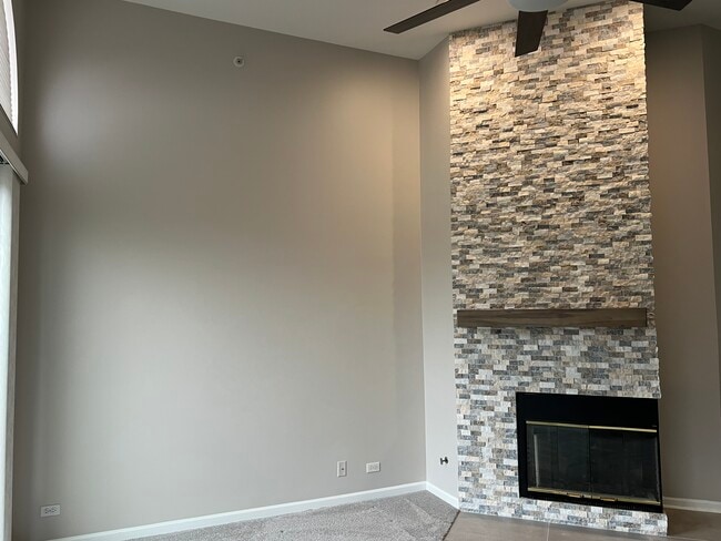 Building Photo - 401 Cromwell Cir