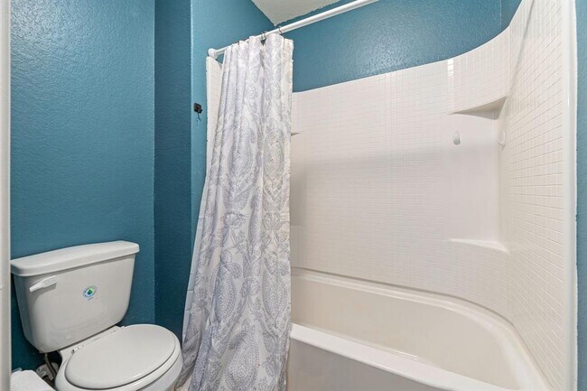 Building Photo - 1331 Diamond Drape Dr