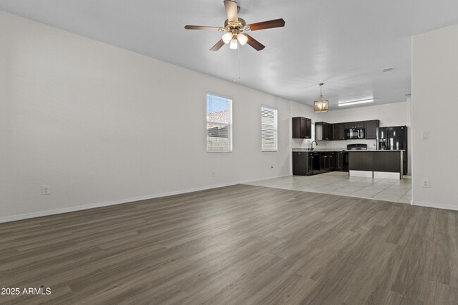 Building Photo - 5904 S 30th Ln