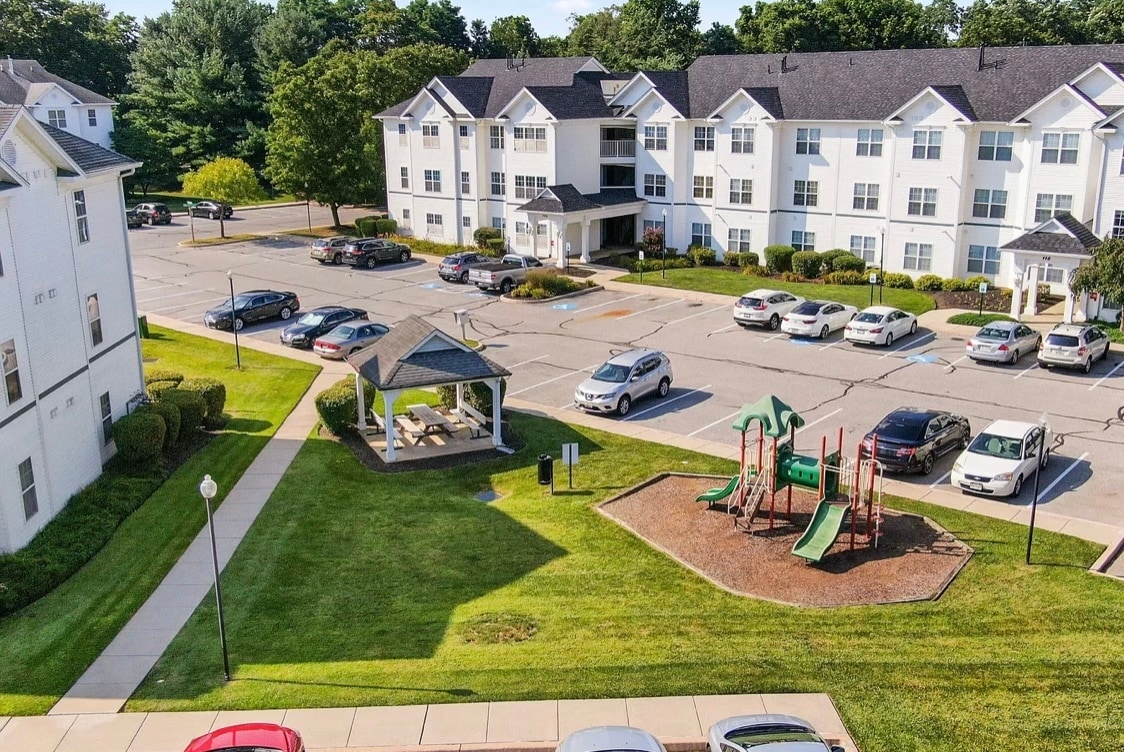 Building Photo - 2010 Starlight Ln