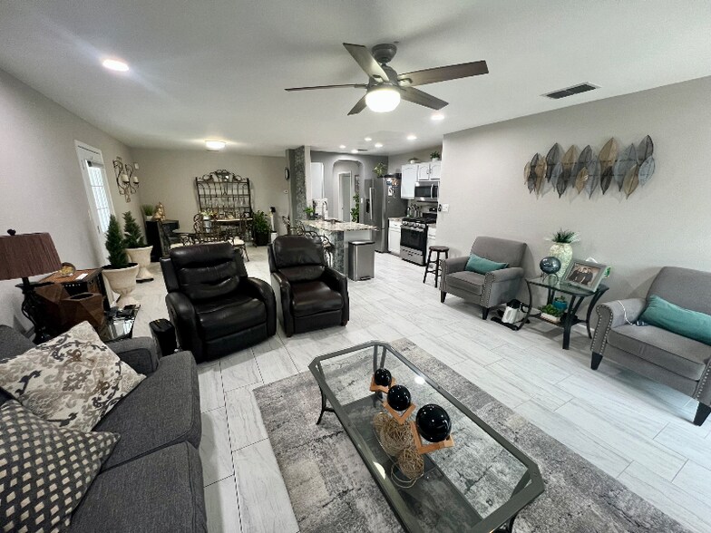 Building Photo - 6947 Lunar Way