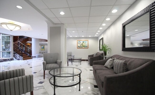 Building Photo - 1276 N Wayne St