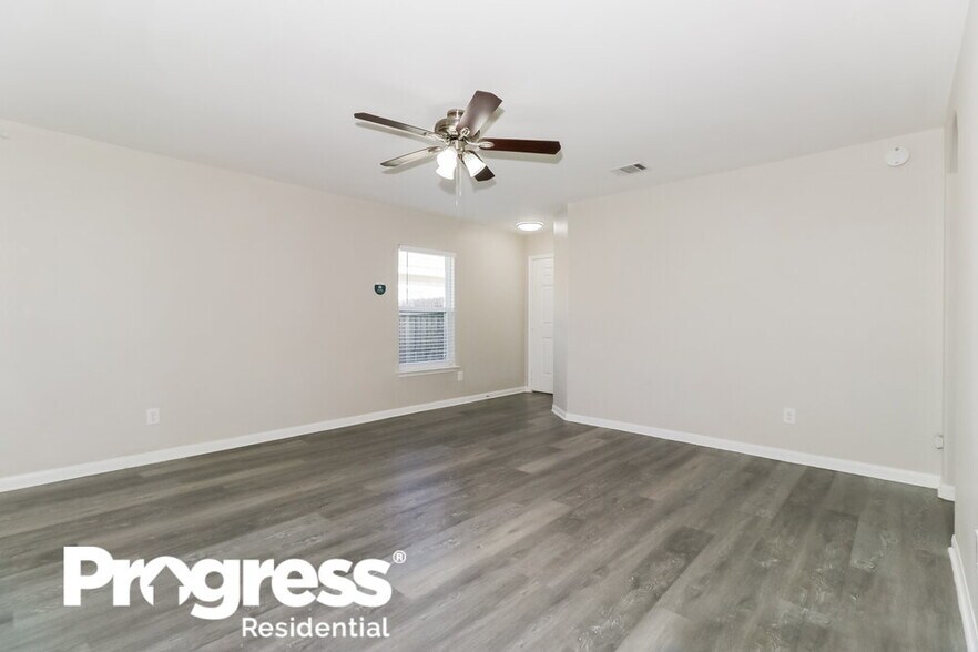 Building Photo - 428 Ruby Ln