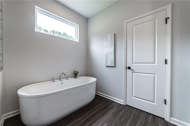 Building Photo - 107 Cedar Brk Dr