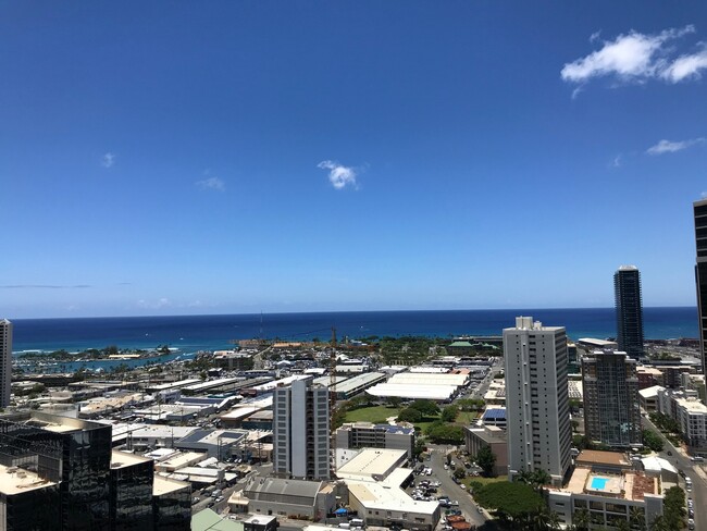 Building Photo - 801 South St