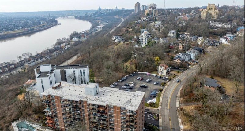 Building Photo - 1815 William Howard Taft Rd