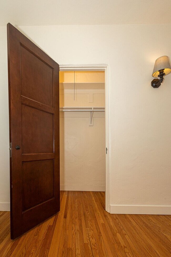 Building Photo - Beautifully Restored 3BR Miracle Mile Duplex | 1,725 SF | Near Metro D Line