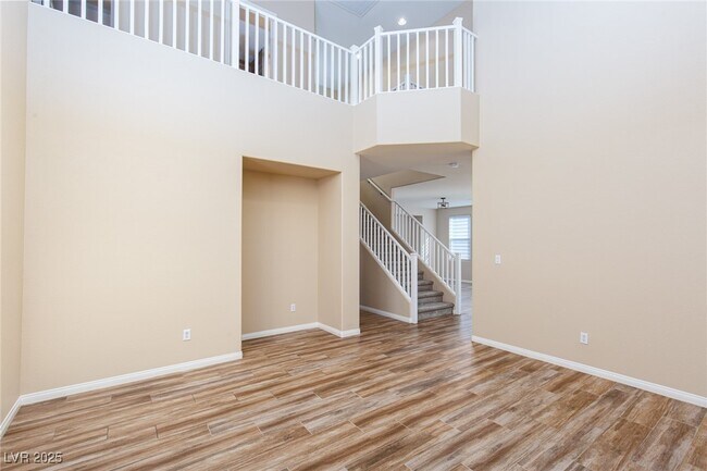Building Photo - 10520 Harvest Wind Dr