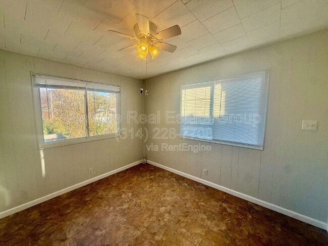 Building Photo - 2718 Hampton Ave