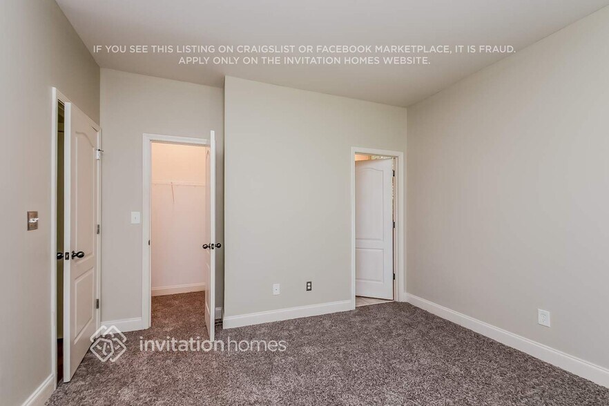 Building Photo - 3760 Raven Wood Chase