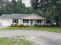 Building Photo - 461 NC-172