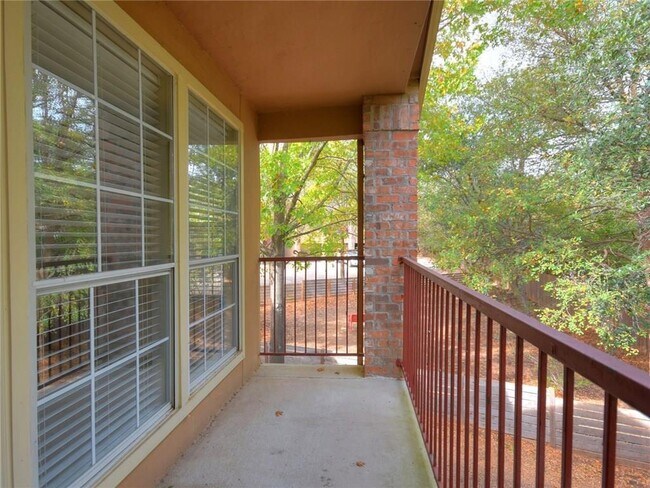 Building Photo - 6804 N Capital of Texas Hwy