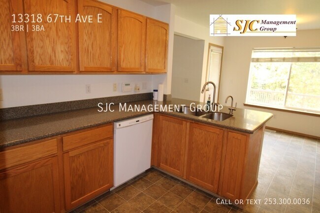 Building Photo - 13318 67th Ave E