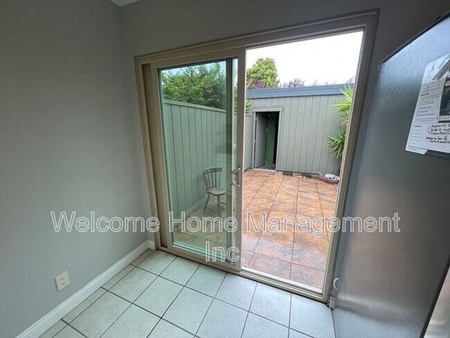 Building Photo - 3424 Brithorn Ln