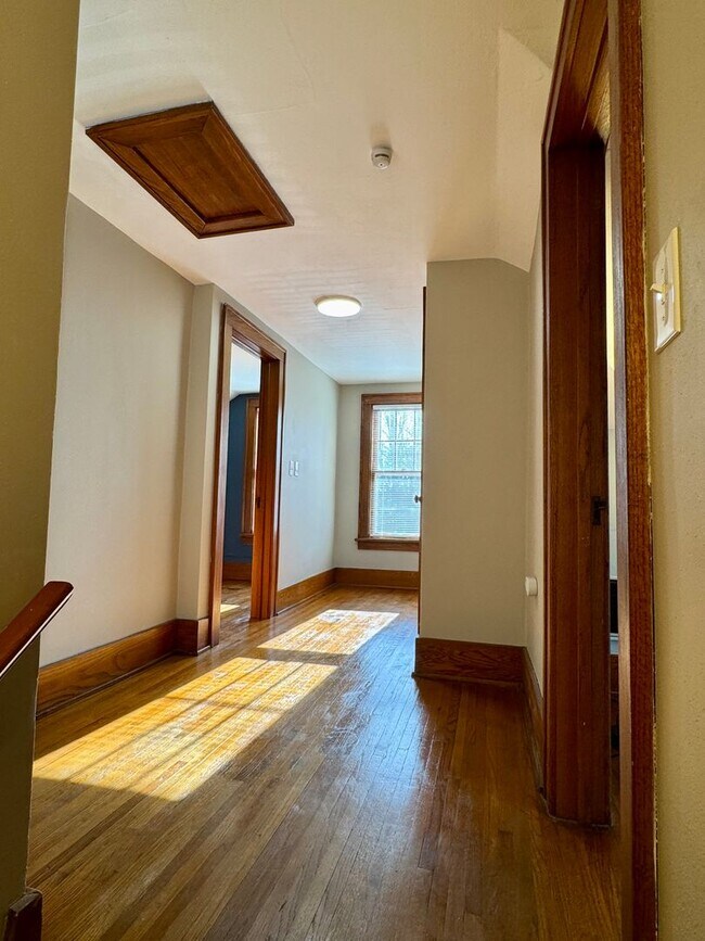 Building Photo - Charming 4-Bedroom Home in Private Setting