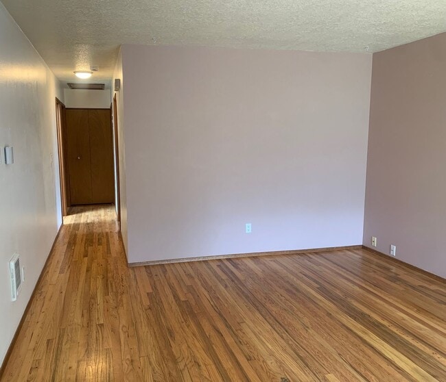 Building Photo - $2,500 Three Bedrooms, One Bath Home with Private Back Yard, Ready To Lease!