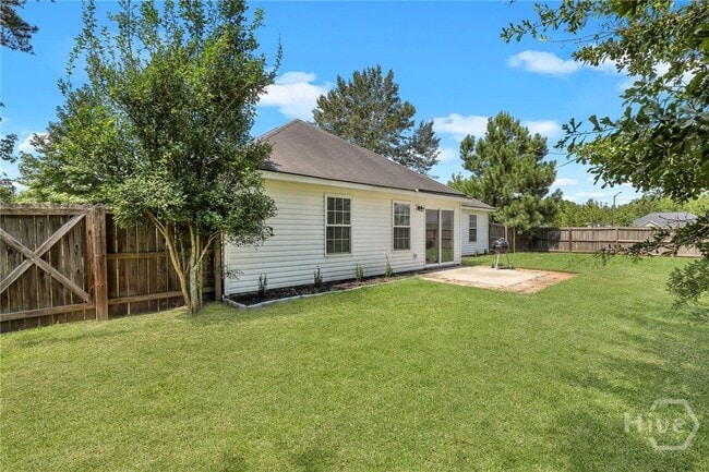 Building Photo - 205 Abigail Cir
