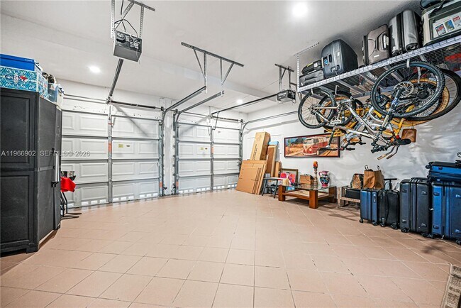 Building Photo - 11304 NW 66th St