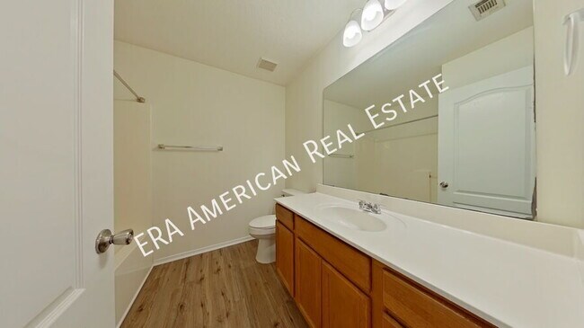 Building Photo - 1802 Shay-Lin Ct