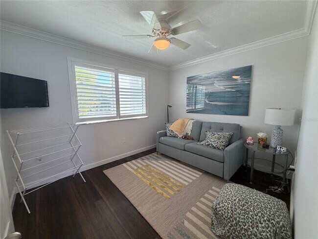 Building Photo - 775 John Ringling Blvd