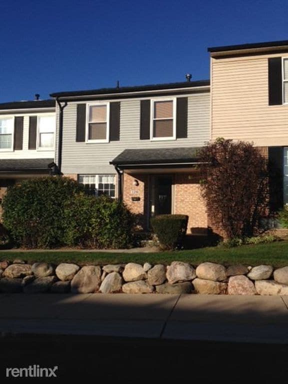 Building Photo - 2-Bed Condo in Chapel Hill – Dual Master Suites!