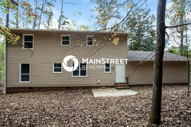 Building Photo - 4 Bedroom Pet-Friendly Home in Concord, NC with Main Street Renewal
